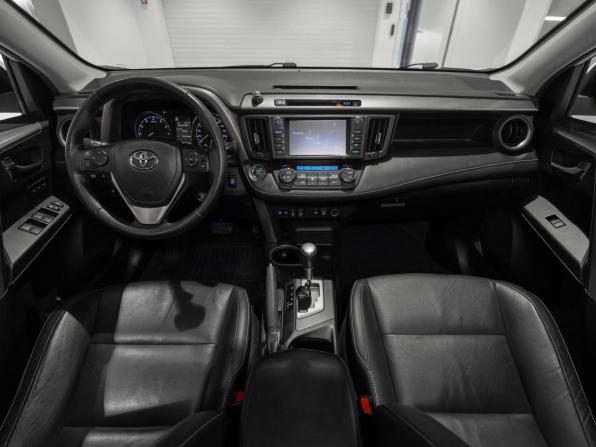 Toyota RAV4 IV (XA40) Рестайлинг с пробегом 2017 года, цена 2 495 000 рублей, 128150 км, внедорожник, Автокод Объявления