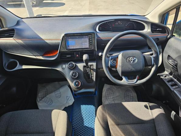 Toyota Sienta II с пробегом 2017 года, цена 1 449 000 рублей, 84924 км, минивэн, Автокод Объявления