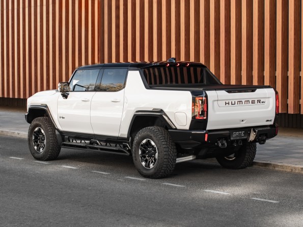 Новый GMC Hummer EV 2024 года, цена 20 990 000 рублей, offers.body_type.unknown, Автокод Объявления