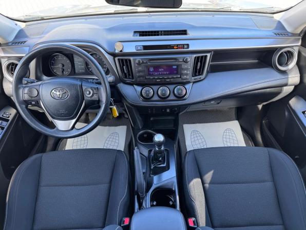 Toyota RAV4 IV (XA40) Рестайлинг с пробегом 2017 года, цена 1 900 000 рублей, 186625 км, внедорожник, Автокод Объявления
