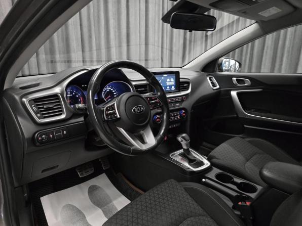 Kia Ceed III с пробегом 2019 года, цена 1 550 000 рублей, 102000 км, универсал, Автокод Объявления