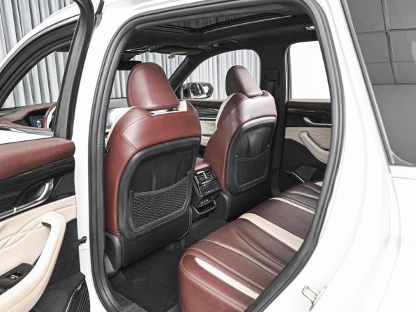 Geely Monjaro I с пробегом 2023 года, цена 2 927 000 рублей, 65845 км, внедорожник, Автокод Объявления