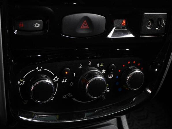 Nissan Terrano III (D10) с пробегом 2015 года, цена 999 000 рублей, 145392 км, внедорожник, Автокод Объявления