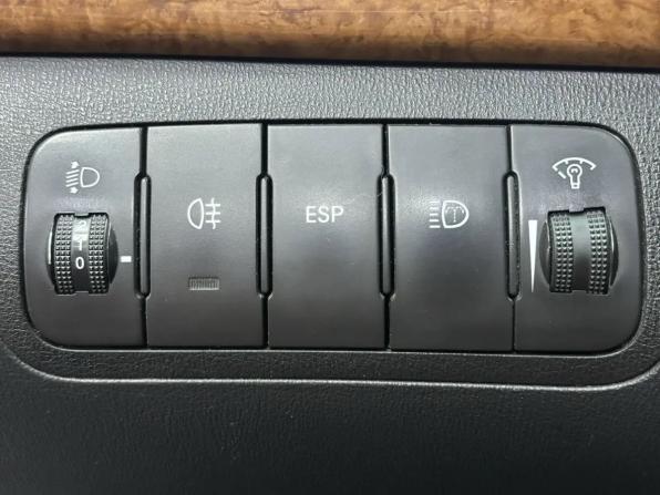 Hyundai Sonata V (NF) Рестайлинг с пробегом 2008 года, цена 619 000 рублей, 297020 км, седан, Автокод Объявления