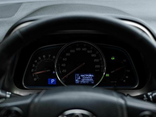 Toyota RAV4 IV (XA40) с пробегом 2014 года, цена 1 699 000 рублей, 278009 км, внедорожник, Автокод Объявления
