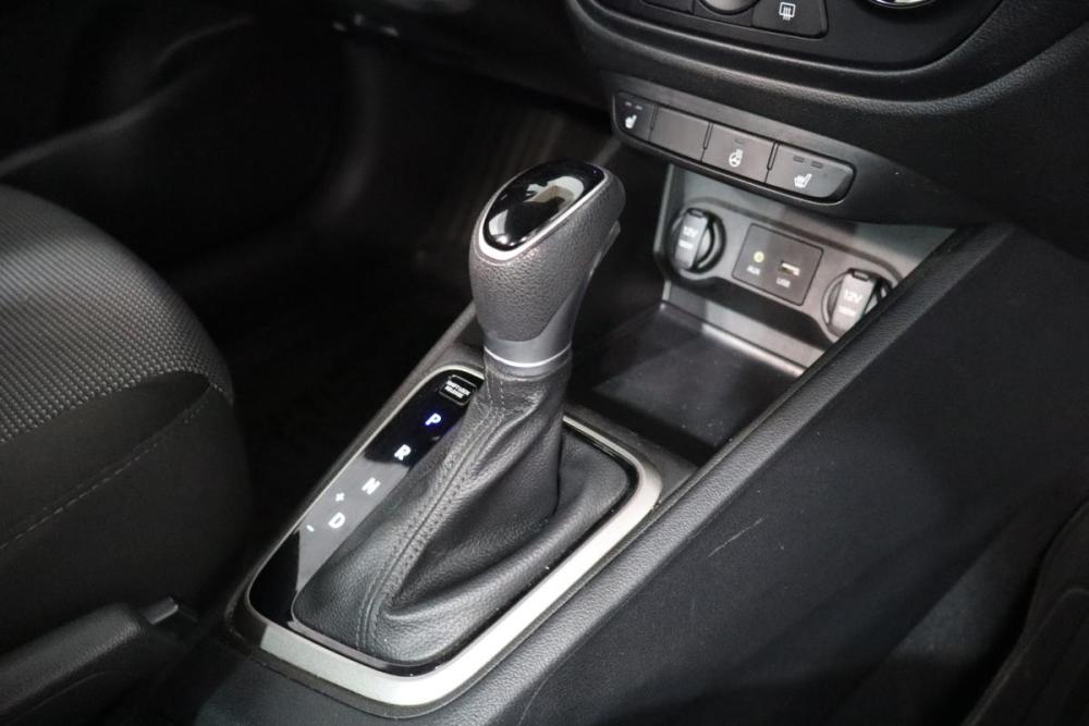 Hyundai Solaris II Санкт-Петербург  - изображение 11