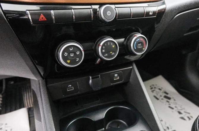 Lada (ВАЗ) Vesta I Рестайлинг (NG) с пробегом 2024 года, цена 1 449 000 рублей, 64000 км, универсал, Автокод Объявления