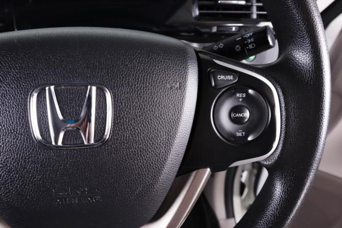 Honda Stepwgn V с пробегом 2015 года, цена 2 049 000 рублей, 91375 км, минивэн, Автокод Объявления