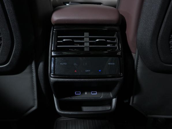 Geely Monjaro I с пробегом 2024 года, цена 3 570 000 рублей, 14455 км, внедорожник, Автокод Объявления