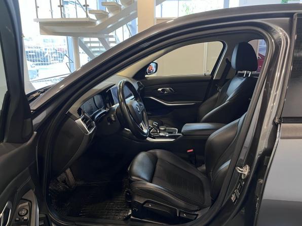 BMW 3 серии VII (G2x) с пробегом 2021 года, цена 3 200 000 рублей, 136352 км, седан, Автокод Объявления