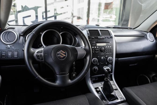 Suzuki Grand Vitara II Рестайлинг с пробегом 2008 года, цена 950 000 рублей, 153828 км, внедорожник, Автокод Объявления