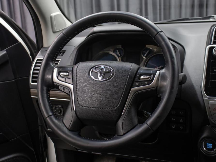Toyota Land Cruiser Prado 150 Series Рестайлинг 2 Москва  - изображение 16