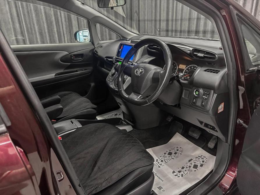 Toyota Wish II Красноярск  - изображение 9
