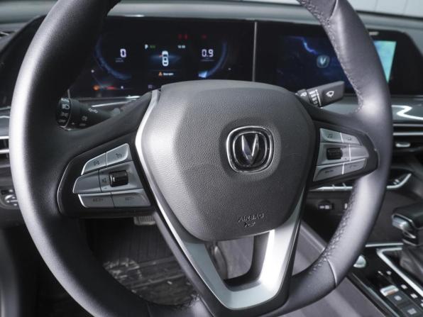 Changan Eado Plus с пробегом 2024 года, цена 1 650 000 рублей, 25523 км, седан, Автокод Объявления