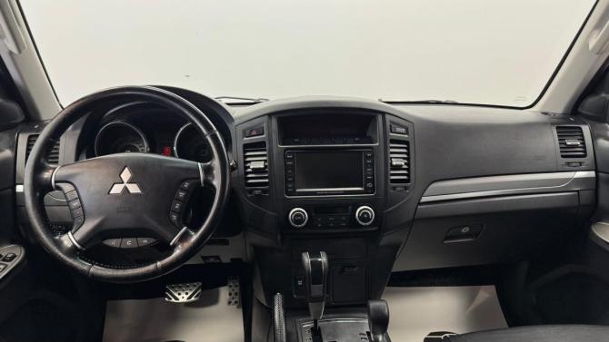 Mitsubishi Pajero IV Рестайлинг 1 с пробегом 2011 года, цена 2 040 000 рублей, 219190 км, внедорожник, Автокод Объявления