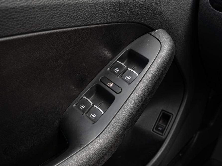 Volkswagen Jetta VI Рестайлинг Краснодар  - изображение 17