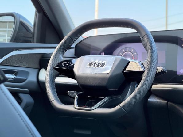 Audi Q5 III с пробегом 2026 года, цена 6 090 000 рублей, 10 км, внедорожник, Автокод Объявления
