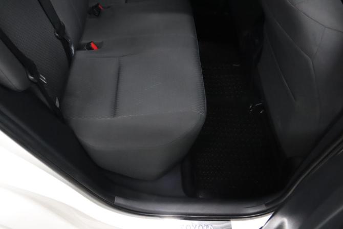 Toyota Corolla XI (E160 E170 E180) Рестайлинг 1 с пробегом 2017 года, цена 1 665 650 рублей, 114700 км, седан, Автокод Объявления