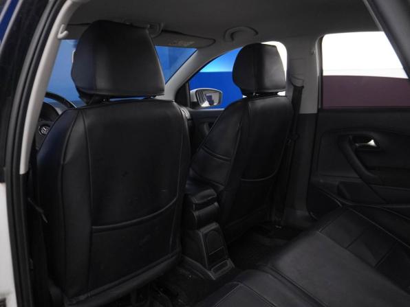 Volkswagen Polo V Рестайлинг с пробегом 2016 года, цена 949 874 рубля, 170236 км, седан, Автокод Объявления