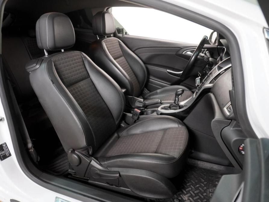 Opel Astra J Рестайлинг Воронеж  - изображение 8