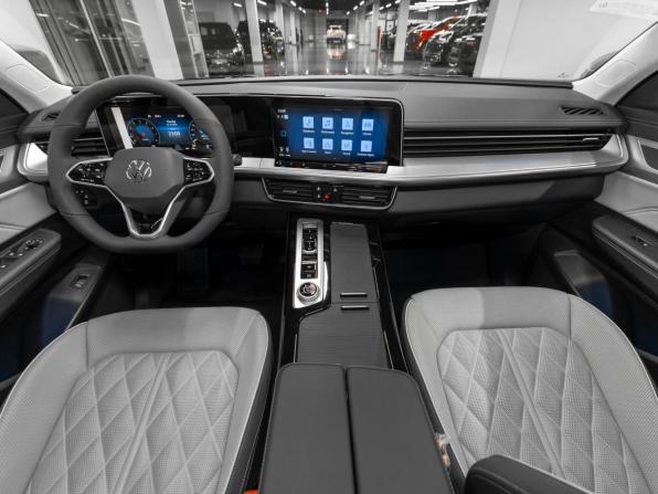Volkswagen Tavendor I с пробегом 2026 года, цена 5 400 000 рублей, 25 км, внедорожник, Автокод Объявления