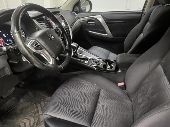 Mitsubishi Pajero Sport III с пробегом 2018 года, цена 3 070 000 рублей, 105373 км, внедорожник, Автокод Объявления