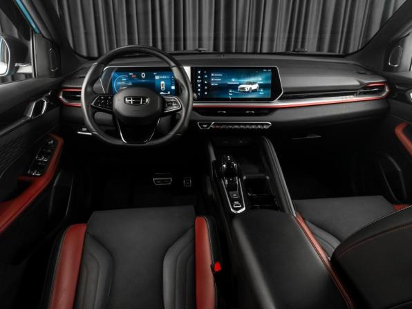 Geely Coolray I Рестайлинг с пробегом 2023 года, цена 2 055 000 рублей, 45790 км, внедорожник, Автокод Объявления