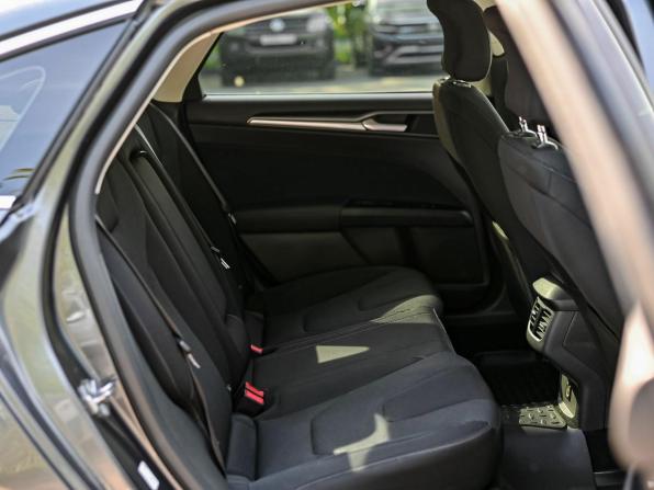 Ford Mondeo V с пробегом 2017 года, цена 1 380 000 рублей, 168452 км, седан, Автокод Объявления