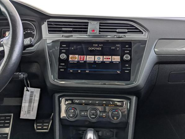 Volkswagen Tiguan II с пробегом 2020 года, цена 2 372 500 рублей, 54381 км, внедорожник, Автокод Объявления