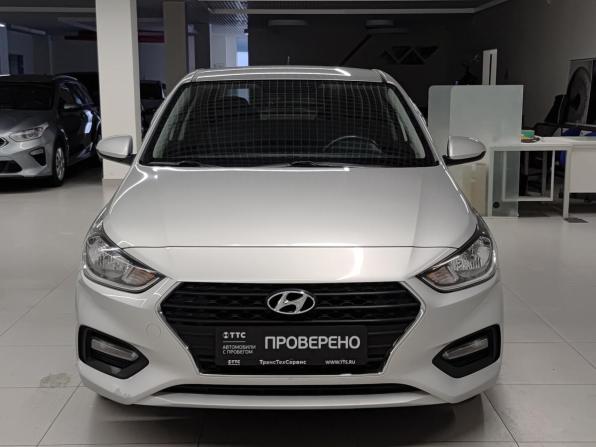 Hyundai Solaris II с пробегом 2017 года, цена 1 249 000 рублей, 115050 км, седан, Автокод Объявления