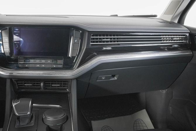 Volkswagen Touareg III с пробегом 2020 года, цена 4 369 000 рублей, 150000 км, внедорожник, Автокод Объявления