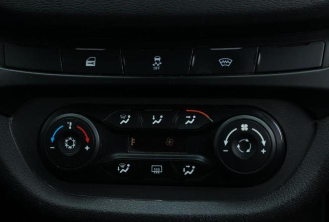Lada (ВАЗ) Vesta I с пробегом 2018 года, цена 909 000 рублей, 125352 км, седан, Автокод Объявления