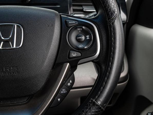 Honda Stepwgn V с пробегом 2016 года, цена 2 148 000 рублей, 64026 км, минивэн, Автокод Объявления