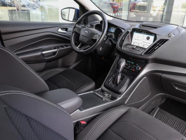 Ford Kuga II Рестайлинг с пробегом 2018 года, цена 1 398 000 рублей, 238784 км, внедорожник, Автокод Объявления