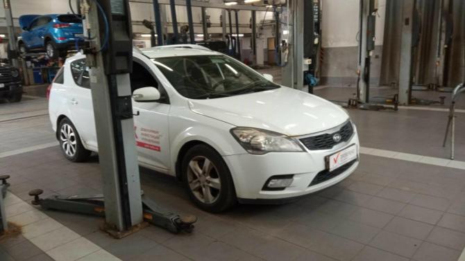 Kia Ceed I Рестайлинг с пробегом 2011 года, цена 505 000 рублей, 327100 км, хэтчбек, Автокод Объявления