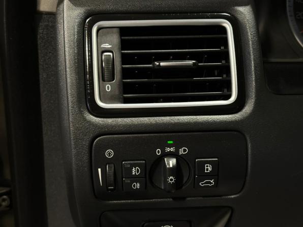 Volvo XC70 II с пробегом 2012 года, цена 1 530 000 рублей, 279785 км, универсал, Автокод Объявления