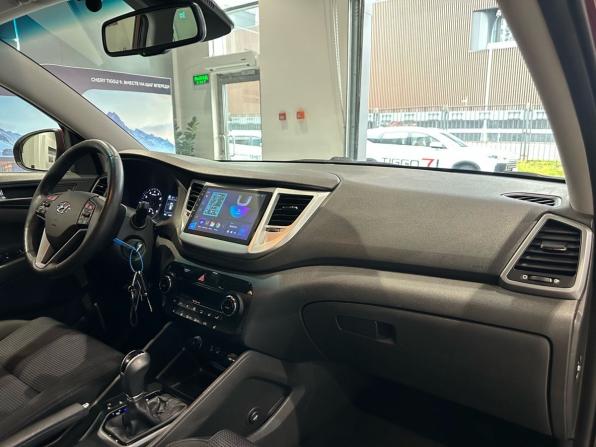 Hyundai Tucson III с пробегом 2016 года, цена 1 820 000 рублей, 195123 км, внедорожник, Автокод Объявления