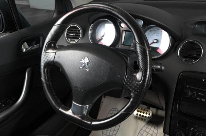 Peugeot 308 I с пробегом 2011 года, цена 499 000 рублей, 124808 км, хэтчбек, Автокод Объявления