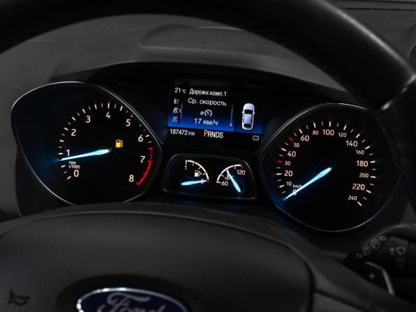 Ford Kuga II Рестайлинг с пробегом 2017 года, цена 1 769 000 рублей, 187472 км, внедорожник, Автокод Объявления