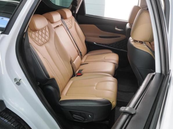 Hyundai Santa Fe IV Рестайлинг с пробегом 2021 года, цена 3 050 000 рублей, 150876 км, внедорожник, Автокод Объявления