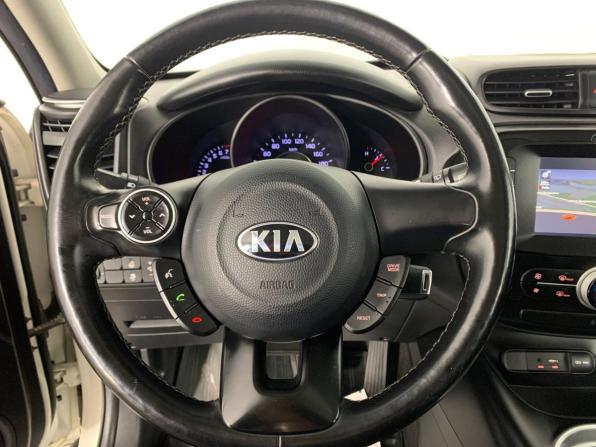 Kia Soul II Рестайлинг с пробегом 2018 года, цена 1 551 000 рублей, 81795 км, хэтчбек, Автокод Объявления