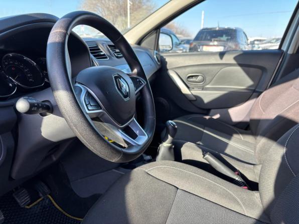 Renault Sandero II Рестайлинг с пробегом 2019 года, цена 980 000 рублей, 112500 км, хэтчбек, Автокод Объявления
