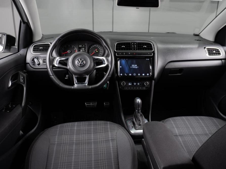 Volkswagen Polo V Рестайлинг Тюмень  - изображение 6