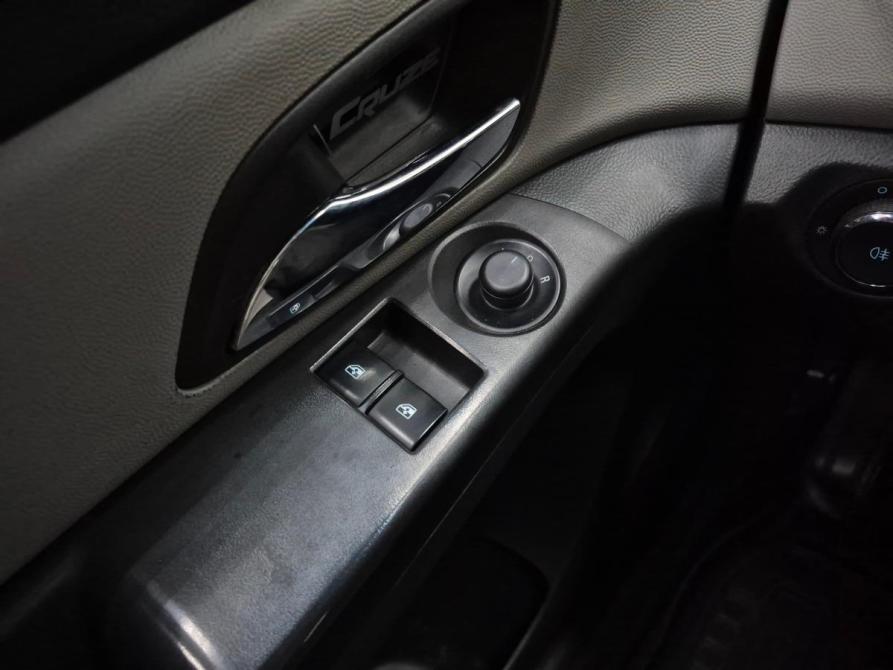 Chevrolet Cruze I Рестайлинг Альметьевск  - изображение 11