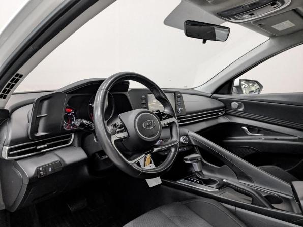 Hyundai Elantra VII (CN7) с пробегом 2022 года, цена 2 055 000 рублей, 73028 км, седан, Автокод Объявления