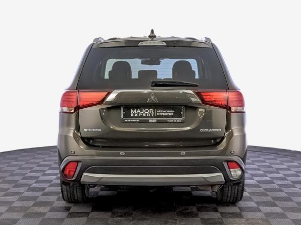 Mitsubishi Outlander III Рестайлинг 2 с пробегом 2018 года, цена 2 380 000 рублей, 123700 км, внедорожник, Автокод Объявления