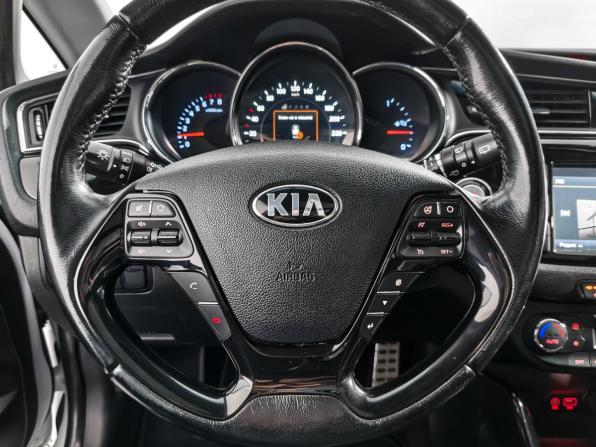 Kia Ceed II Рестайлинг с пробегом 2016 года, цена 1 280 000 рублей, 133628 км, хэтчбек, Автокод Объявления
