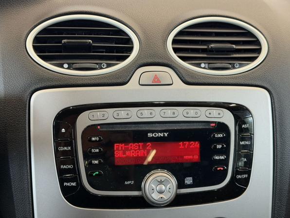 Ford Focus II Рестайлинг с пробегом 2010 года, цена 455 000 рублей, 278646 км, седан, Автокод Объявления