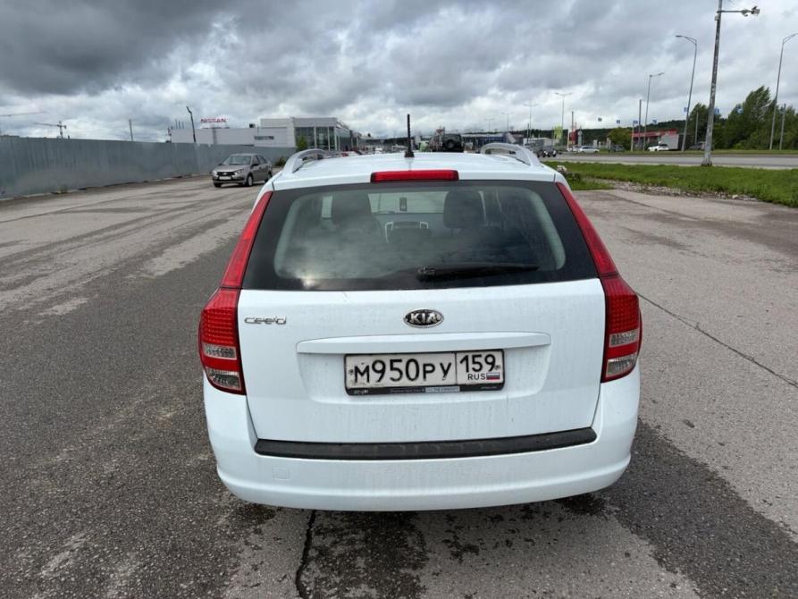 Kia Ceed I Рестайлинг Пермь  - изображение 4