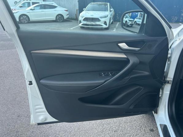 Lada (ВАЗ) Vesta I Рестайлинг (NG) с пробегом 2024 года, цена 1 220 000 рублей, 21774 км, седан, Автокод Объявления